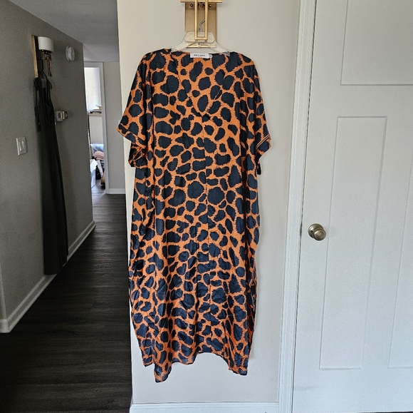 Sante Grace Tangerine Orange and Navy Printed Silk Habotai Caftan One Size - Picture 3 of 9